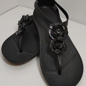 Crocs Serena Floral Embellish Flip Flop